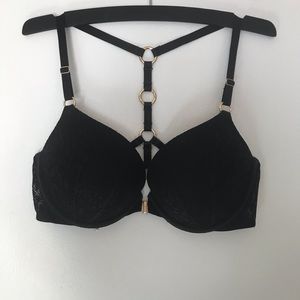 Victoria’s Secret push-up bra